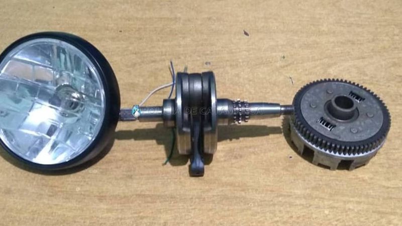 Aprehenden a dos jóvenes y secuestran autopartes