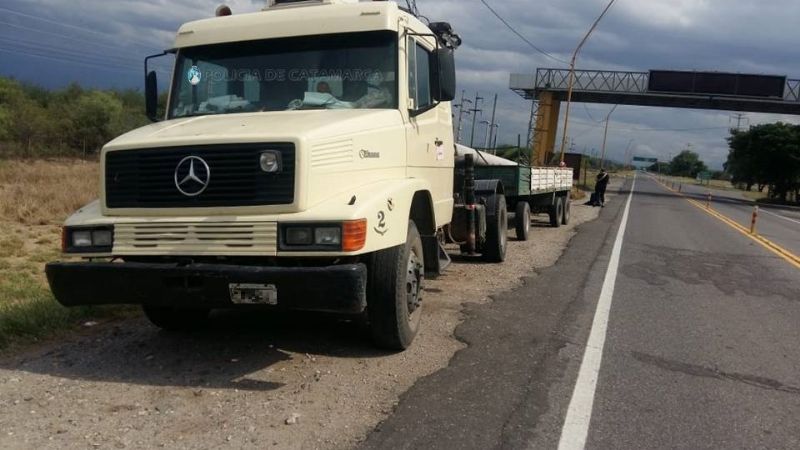 Secuestran un camión en un puesto caminero de Valle Viejo