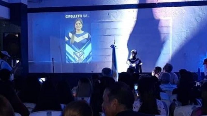 "Las Velezanas" fueron presentadas en sociedad