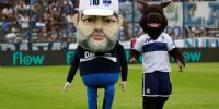OTRA VEZ. Diego Maradona hace su reestreno en Gimnasia, tras un breve paréntesis de tres días.