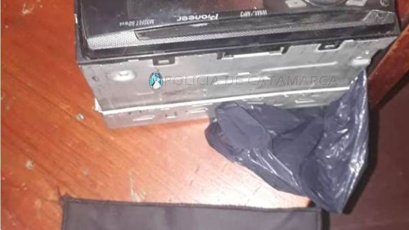 Intentó vender un estéreo robado y lo aprehendieron