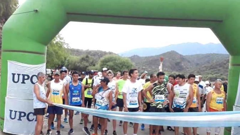 Ignacio Bottega y Natalia Díaz ganaron la Maratón de UPCN