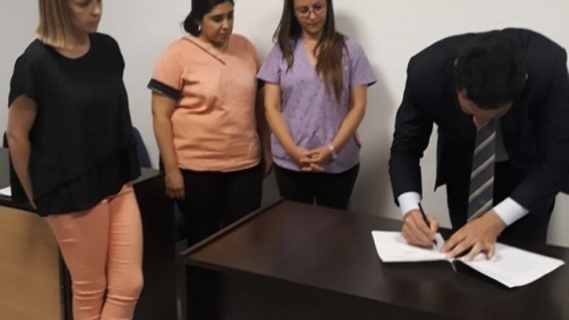 Firma de convenio para trabajar en conjunto sobre la violencia de genero