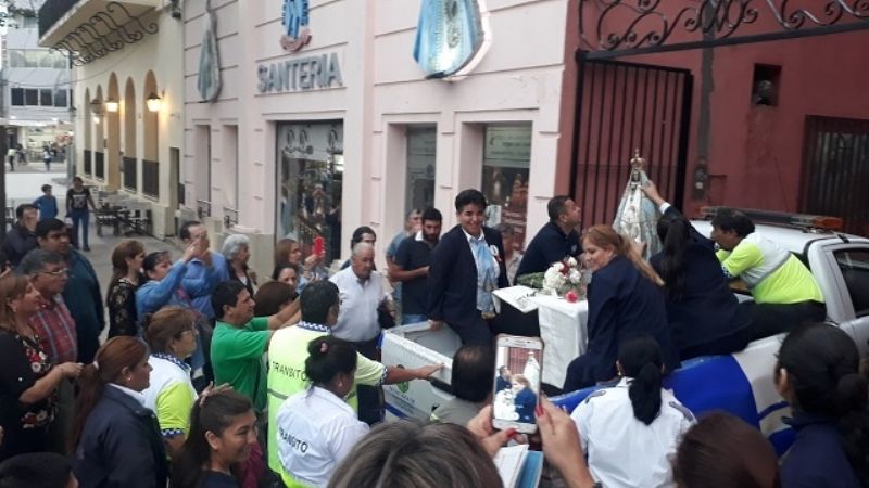 Tránsito Municipal recibió la visita de la Madre del Valle