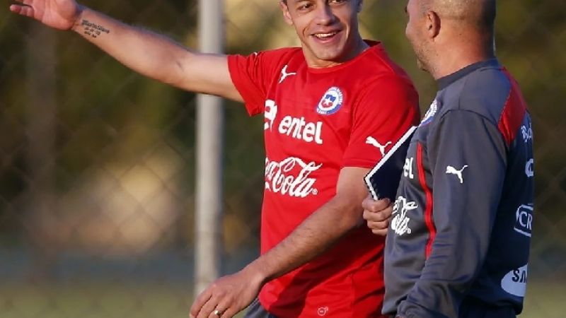 Chilenos de Racing, bancan “a muerte” a Sampaoli