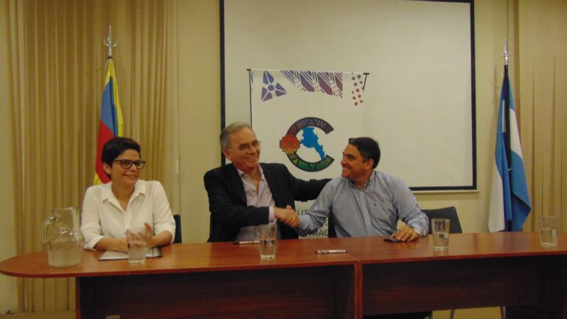 El IPAP firmó convenios con El Rodeo y la Asociación Catamarqueña de Sordos