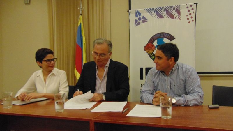 El IPAP firmó convenios con El Rodeo y la Asociación Catamarqueña de Sordos