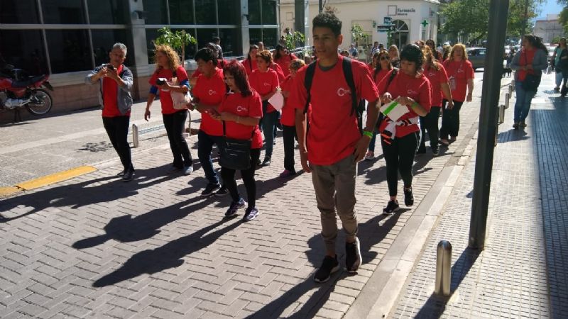 Día Mundial del Aire Puro y concientizar sobre la lucha contra el tabaco
