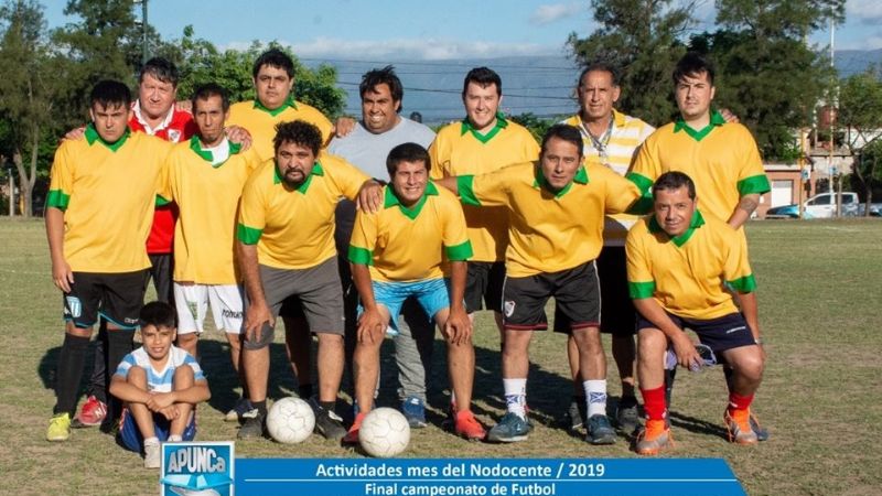 Parques, campeón del Torneo de Fútbol 7 de Nodocentes 2019