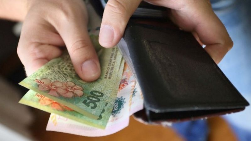 Pago de sueldos para empleados públicos y docentes