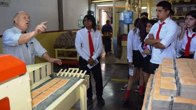 "Jornada Portones Abiertos" en la fábrica PLA-KA Recreo