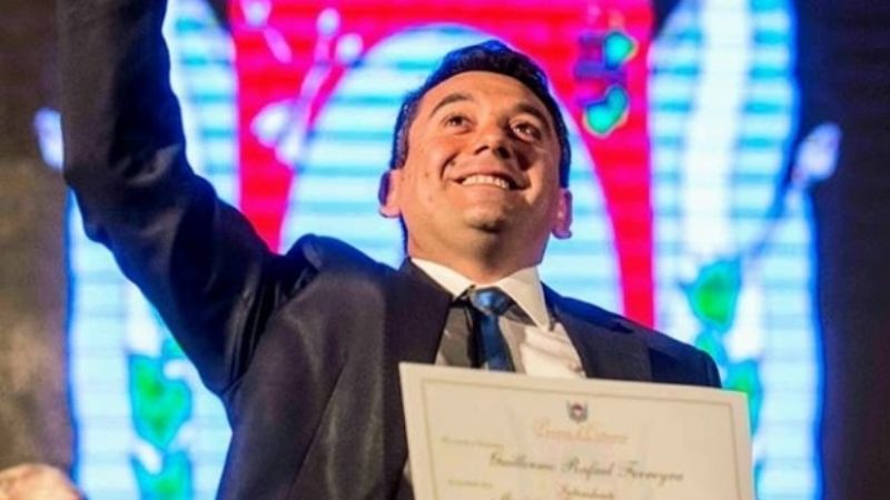 Electos recibieron sus diplomas