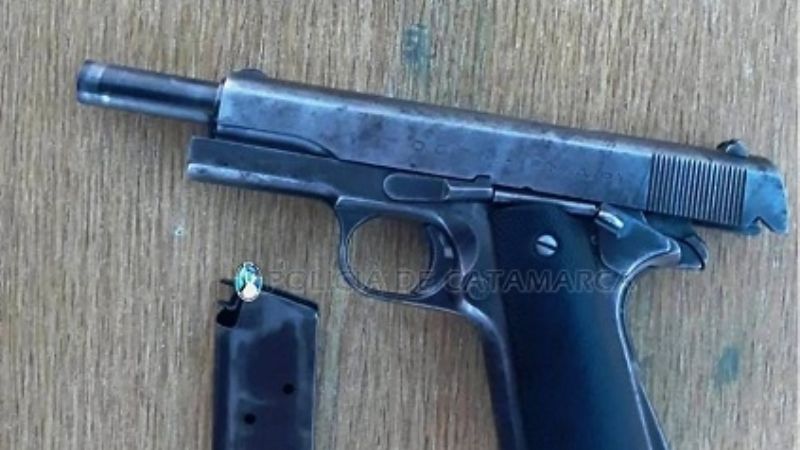 Pánico en el boliche: detienen a un hombre con una pistola