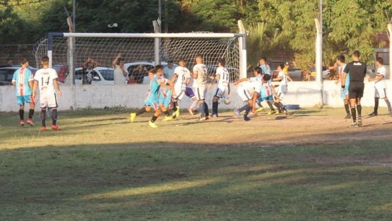 Los Sureños y Coronel Daza, a todo o nada en Las Chacras
