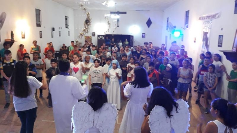 Celebración de todos los Santos con los niños en Villa Dolores y Santa Rosa