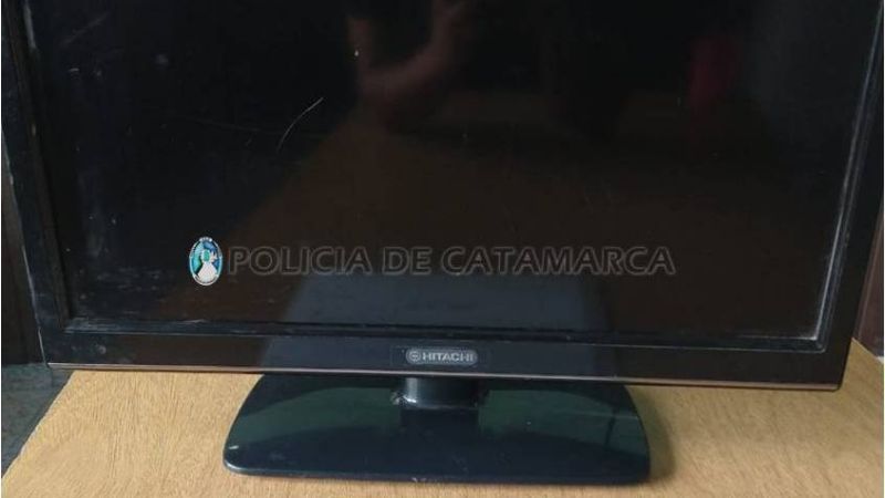 Compró un televisor robado y lo entregó en la comisaría
