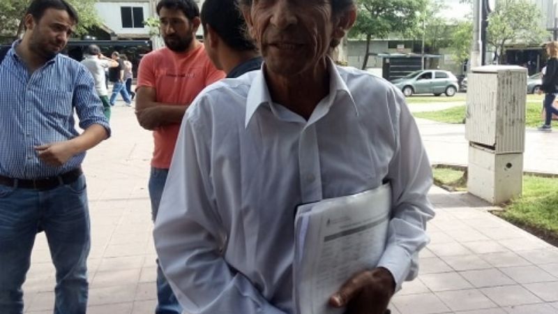 Tabacaleros en reclamo