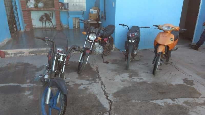 Tres detenidos circular en moto de manera imprudente