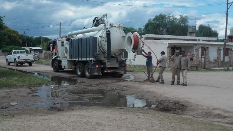 Solucionaron la perdida de líquido cloacal en un barrio de Recreo