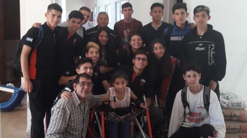 Alumnos restauraron andador de “Alitas de Ángel”