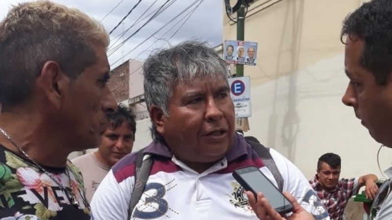 Renovado reclamo de desempleados por el bono