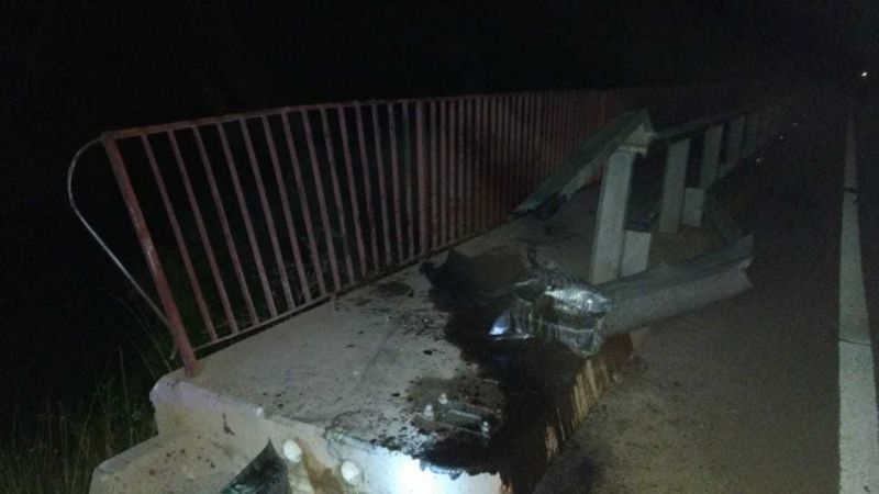 Ambulancia que trasladaba a paciente volcó por esquivar animal