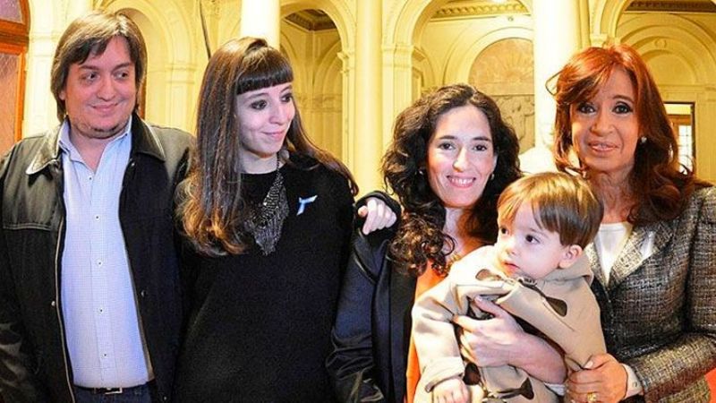 La ex mujer de Máximo Kirchner presentó a su novia