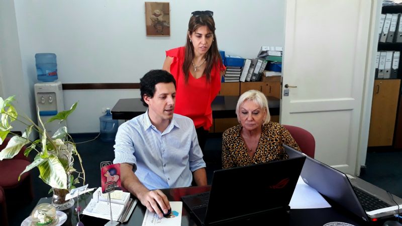 Sorteo de bicicletas en Rentas Municipal