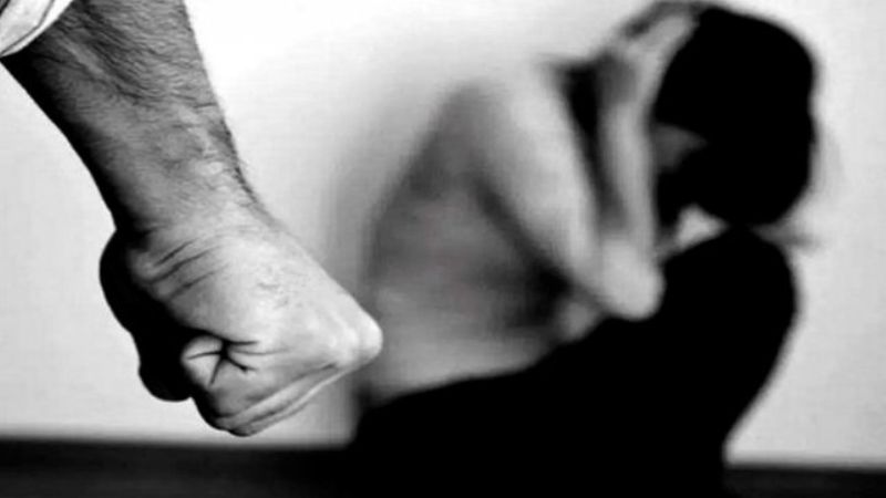 Aprehenden a un joven por violencia de género