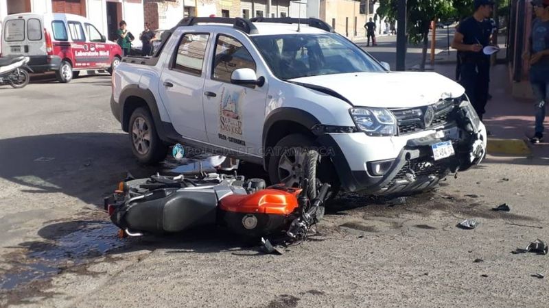 Conductor de una camioneta chocó a un motociclista en Belén
