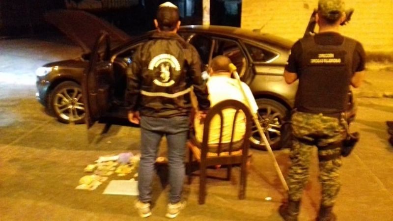 Detienen a un hombre con discapacidad motriz distribuyendo cocaína