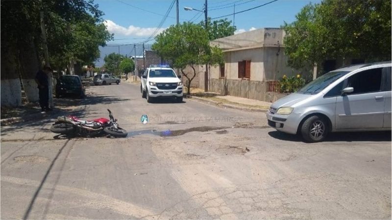 Mujer sufrió heridas en un choque