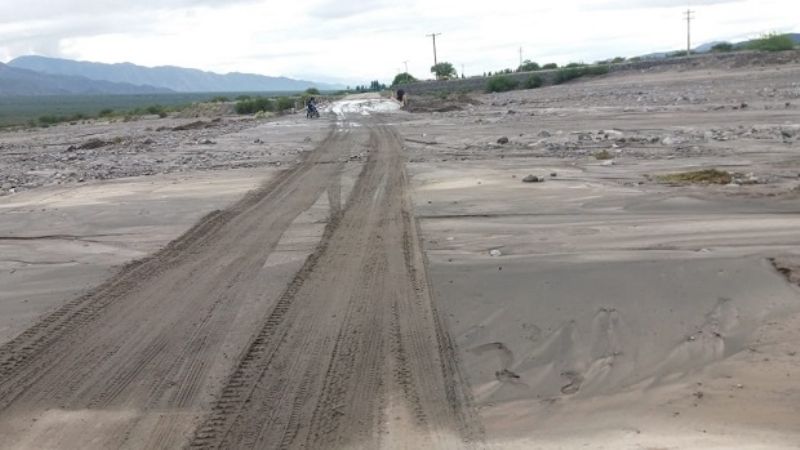 Ruta 40 complicada en Santa María