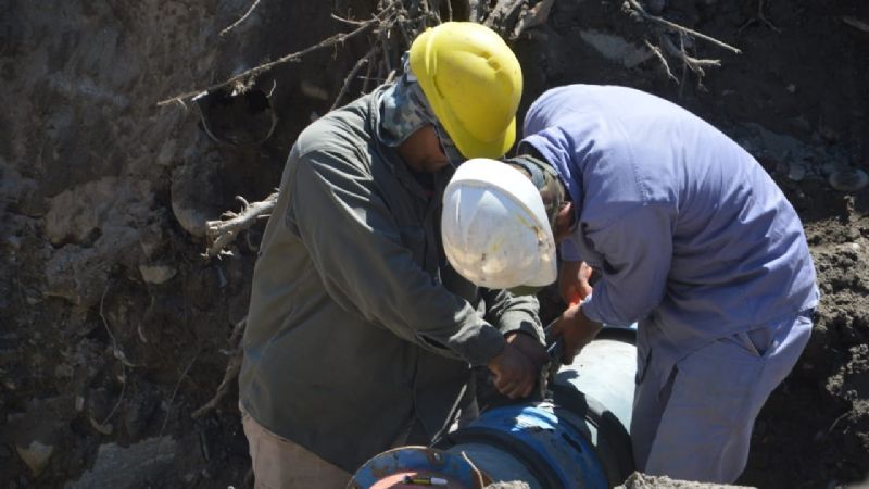 Por trabajos, corte de agua potable en la zona Oeste de la Capital
