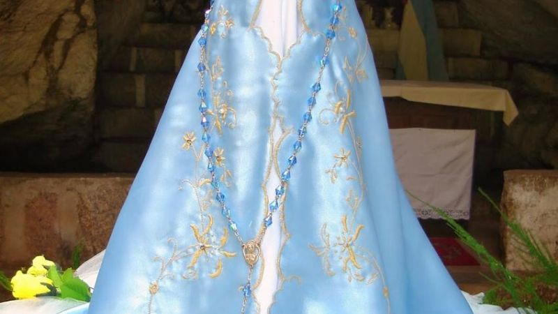 En Anjullón, se preparan para celebrar a la Virgen del Valle