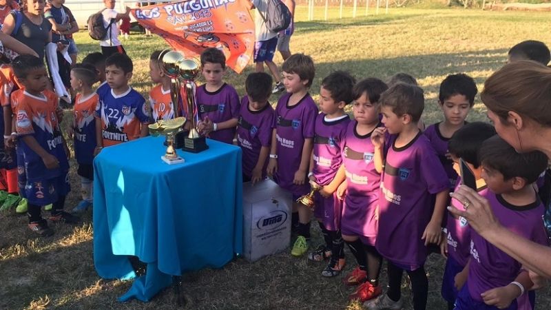 “La Fiel” se lució en un torneo infantil de Carlos Paz