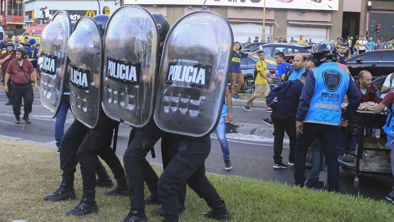 Incidentes en el festejo de los hinchas de Boca