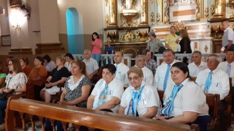 Acción de gracias de los servidores  del Santuario a los pies de la Virgen del Valle
