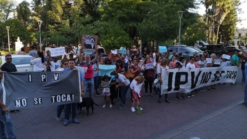 Trabajadores del IPV continúan de protesta