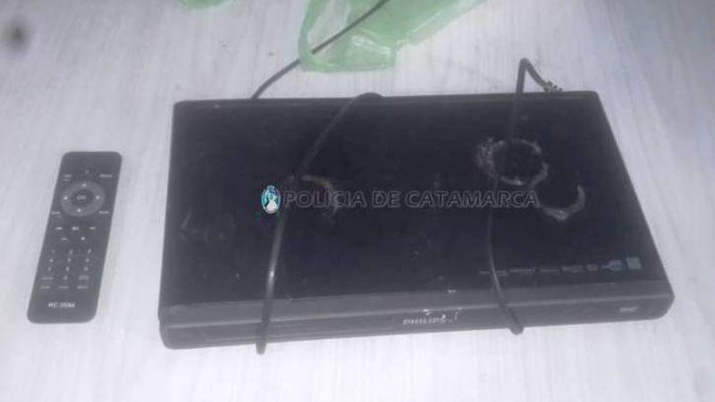 Sorprendió al ladrón dentro de su casa