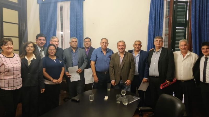 Designaron a dirigentes de la CGT como nuevos funcionarios