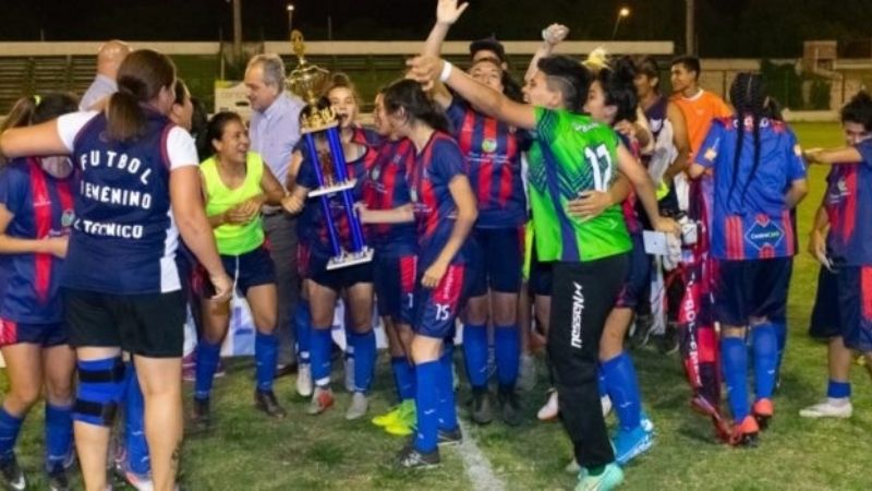 “Santa” consagración el fútbol Femenino de la Capital