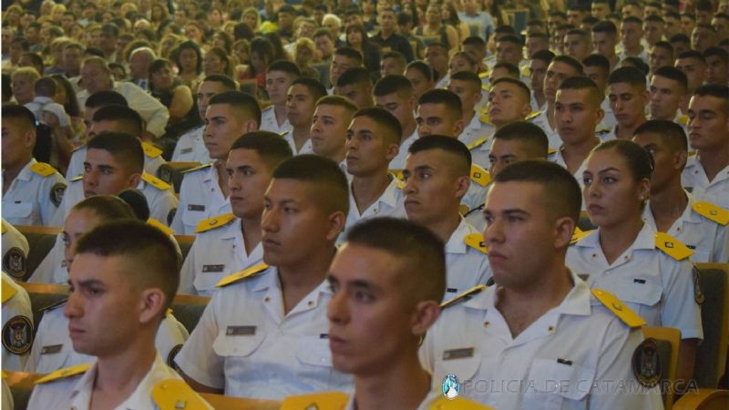 Acto de egreso de Oficiales Ayudantes de la Policía