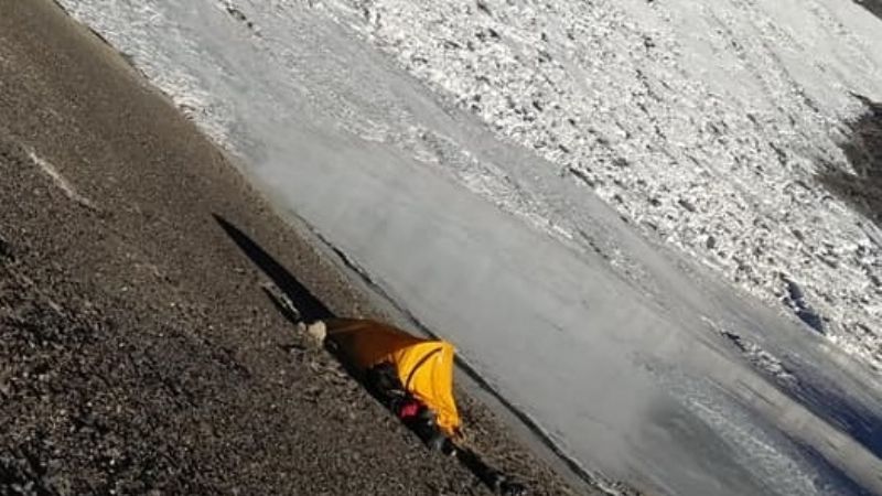 Record de inmersión: bucearon en la laguna Ojos del Salado