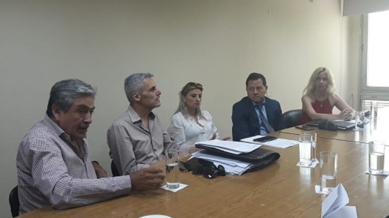 Continúa el conflicto de trabajadores del IPV