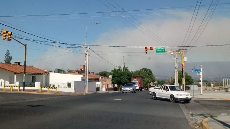Impresionante incendio en el cerro Gracian