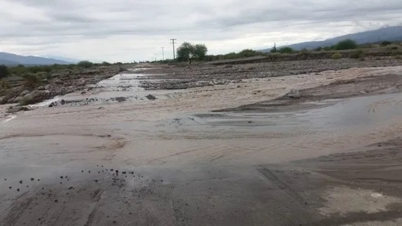 Previenen por acumulación de material sobre la Ruta 40