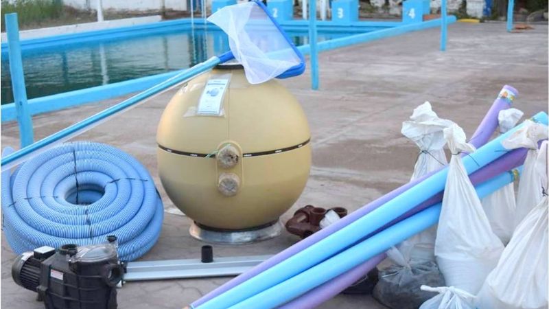 Aportes para la pileta del Club Santa Rosa de Tinogasta