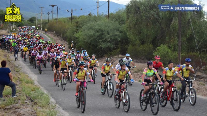 Más de 400 participantes en la bicicleteada en honor a la Virgen del Valle
