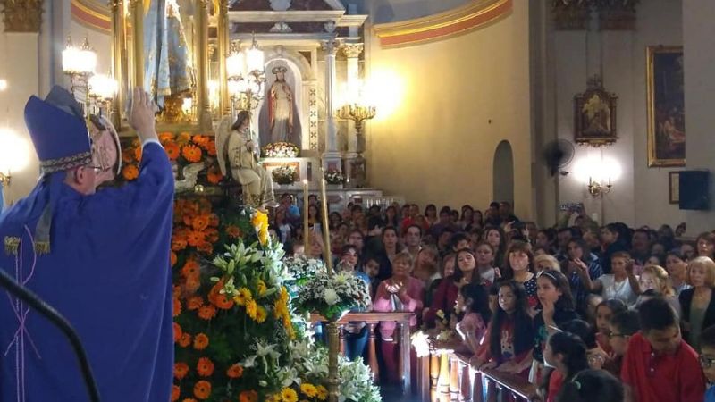 Los niños llenaron de alegría al Santuario en el homenaje a la Virgen